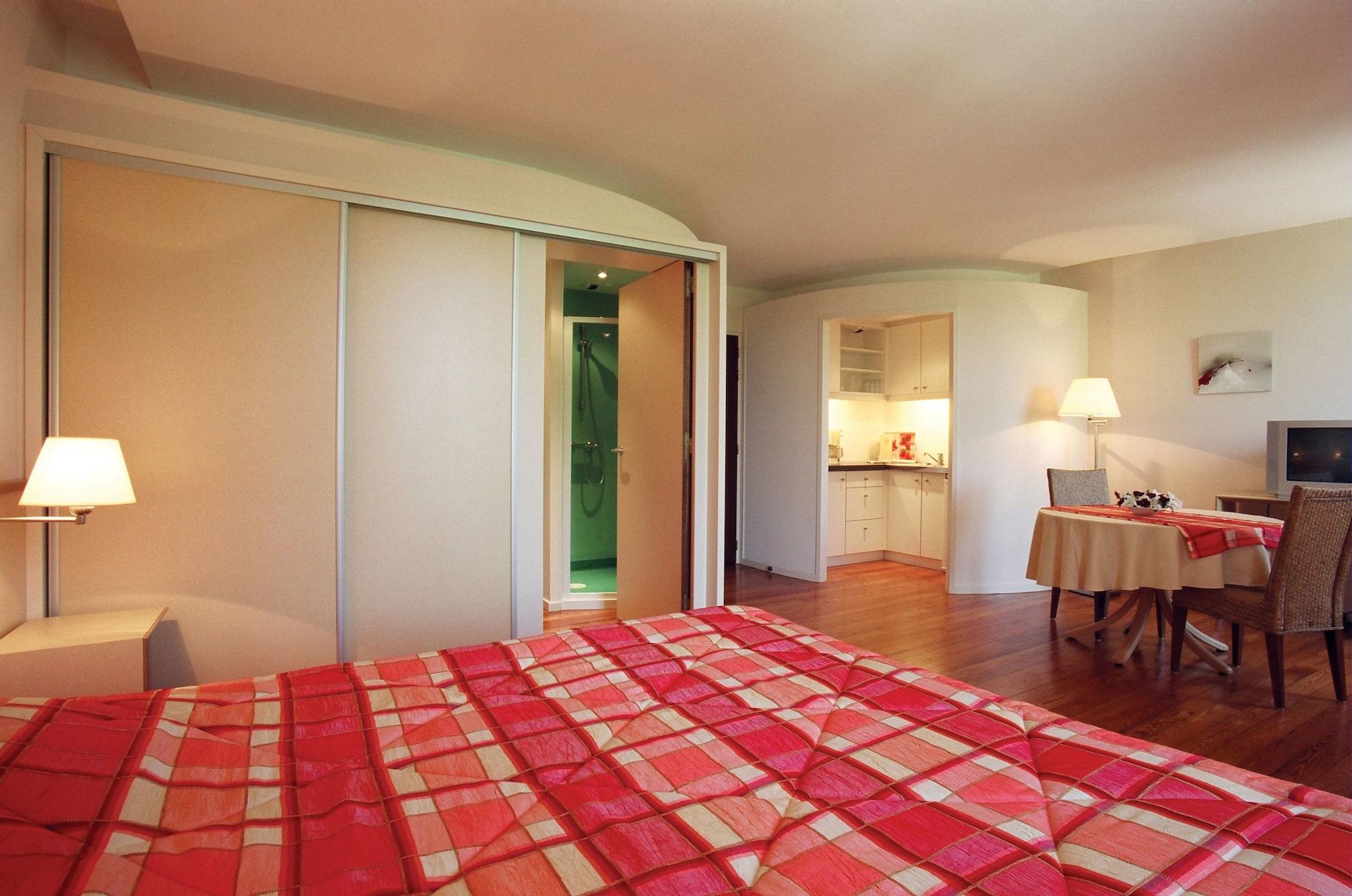 Hotel Cerise - Les Sources Luxeuil-Les-Bains Camera foto