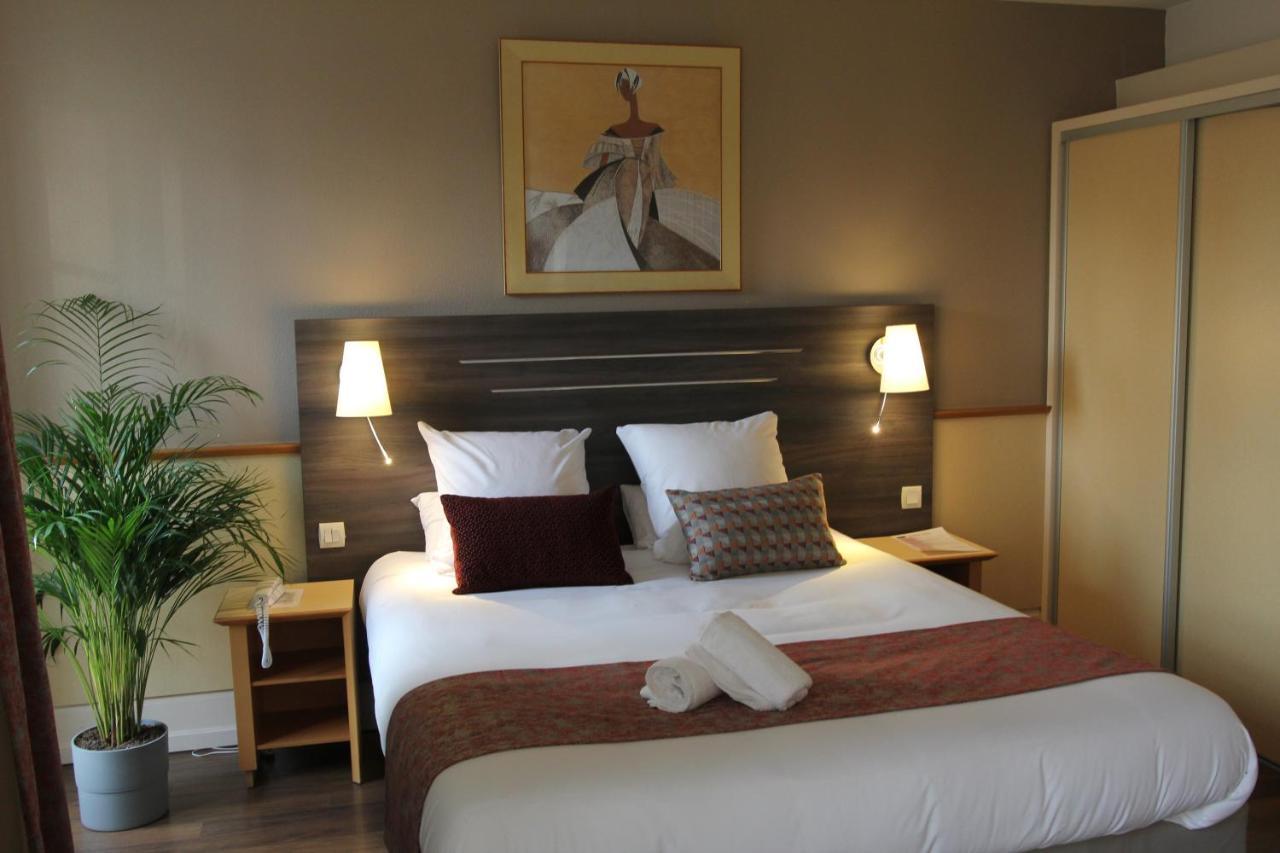 Hotel Cerise - Les Sources Luxeuil-Les-Bains Esterno foto