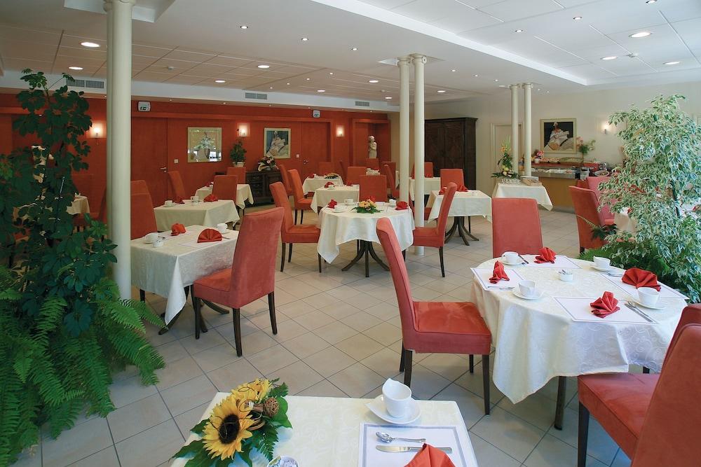 Hotel Cerise - Les Sources Luxeuil-Les-Bains Esterno foto