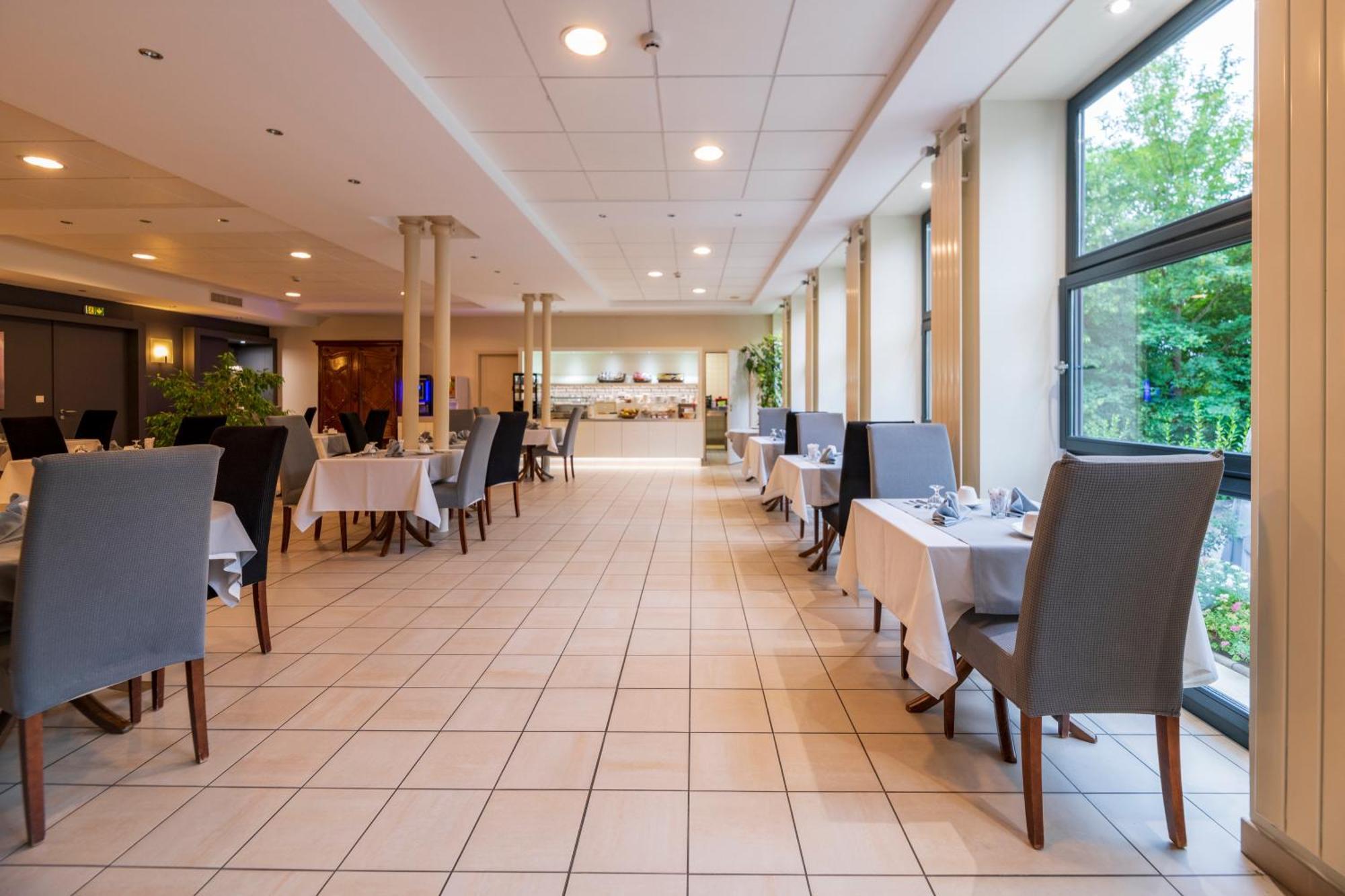 Hotel Cerise - Les Sources Luxeuil-Les-Bains Esterno foto